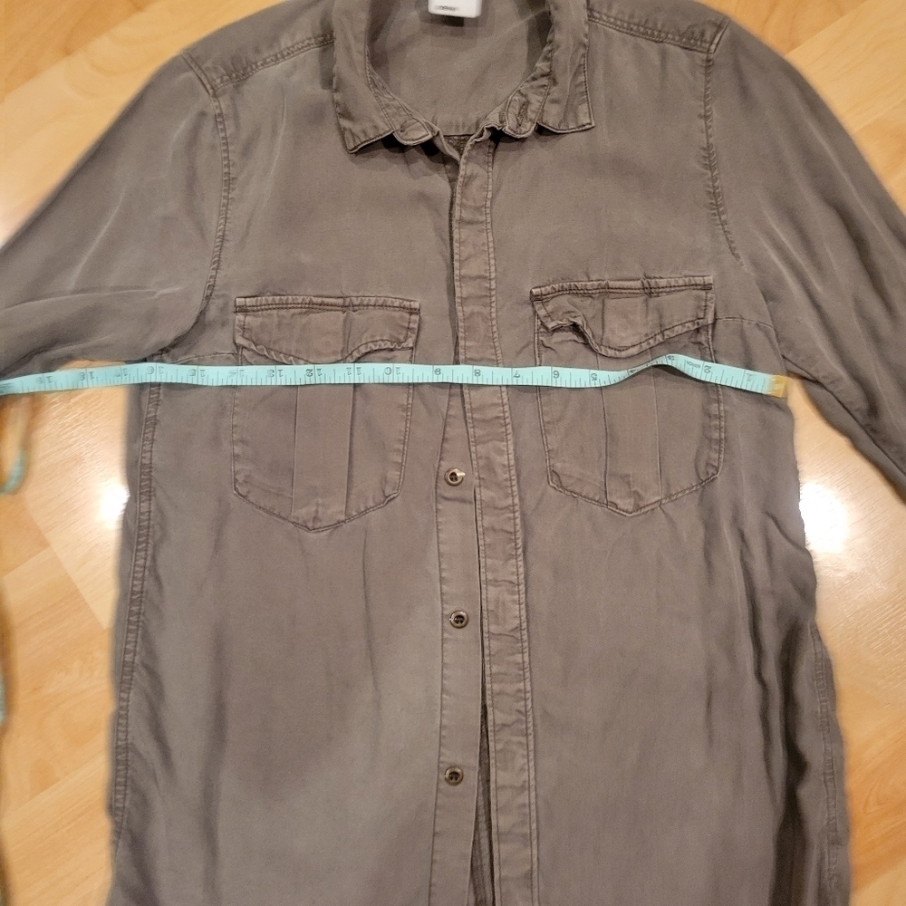 H&M Khaki Army Green Button Up Shirt Size 4 - Picture 2 of 7